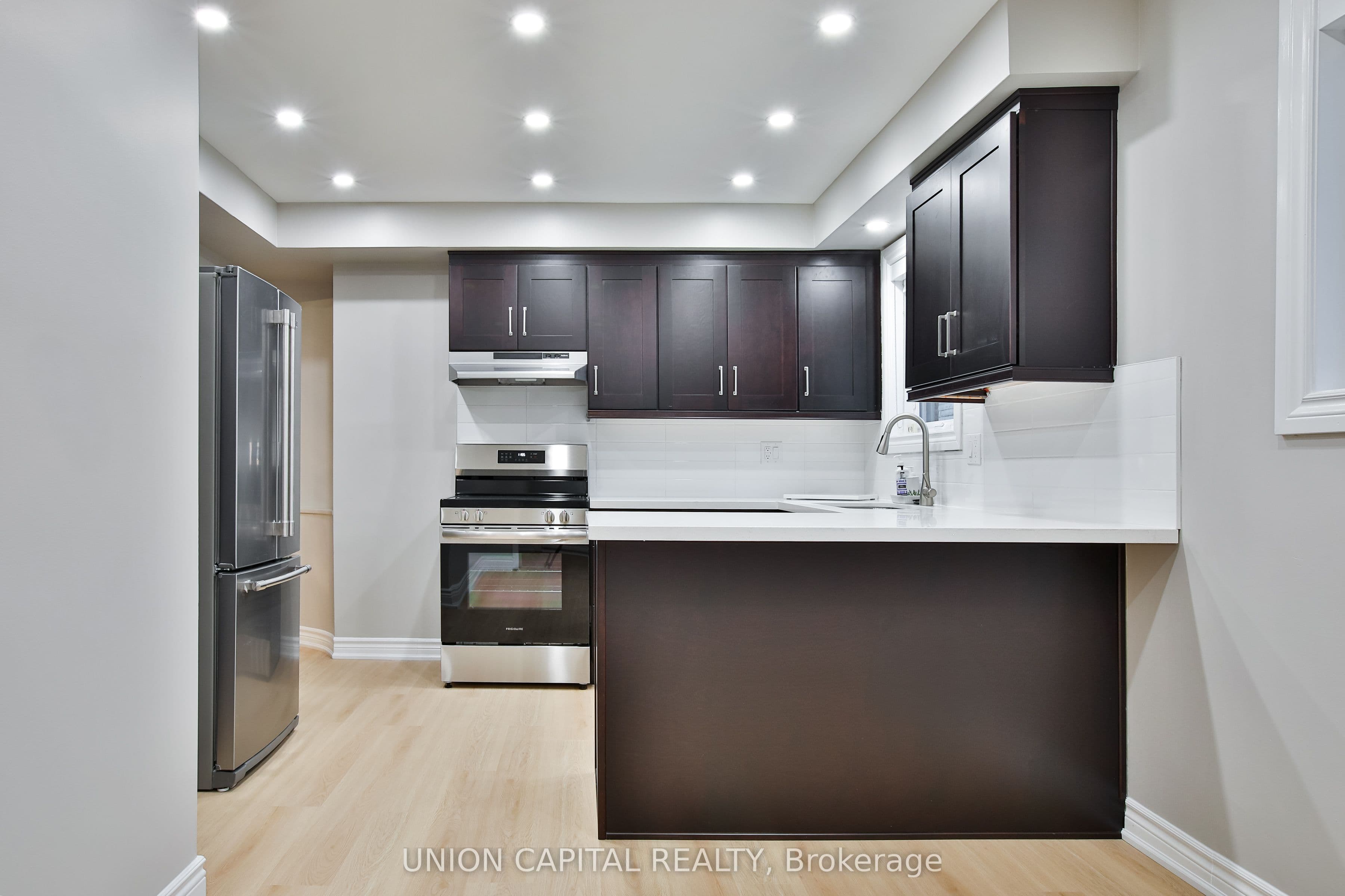 131 Romfield Circuit #Upper