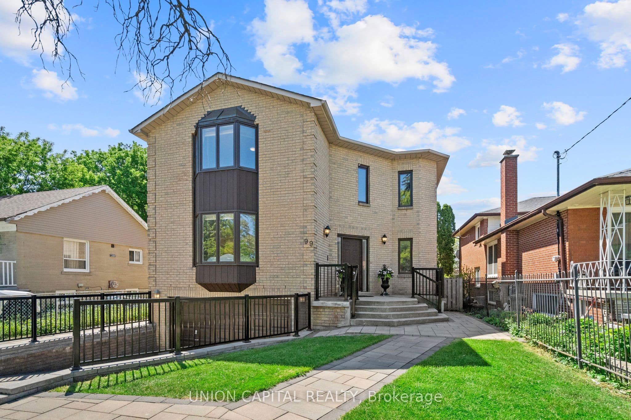 99 Abitibi Avenue