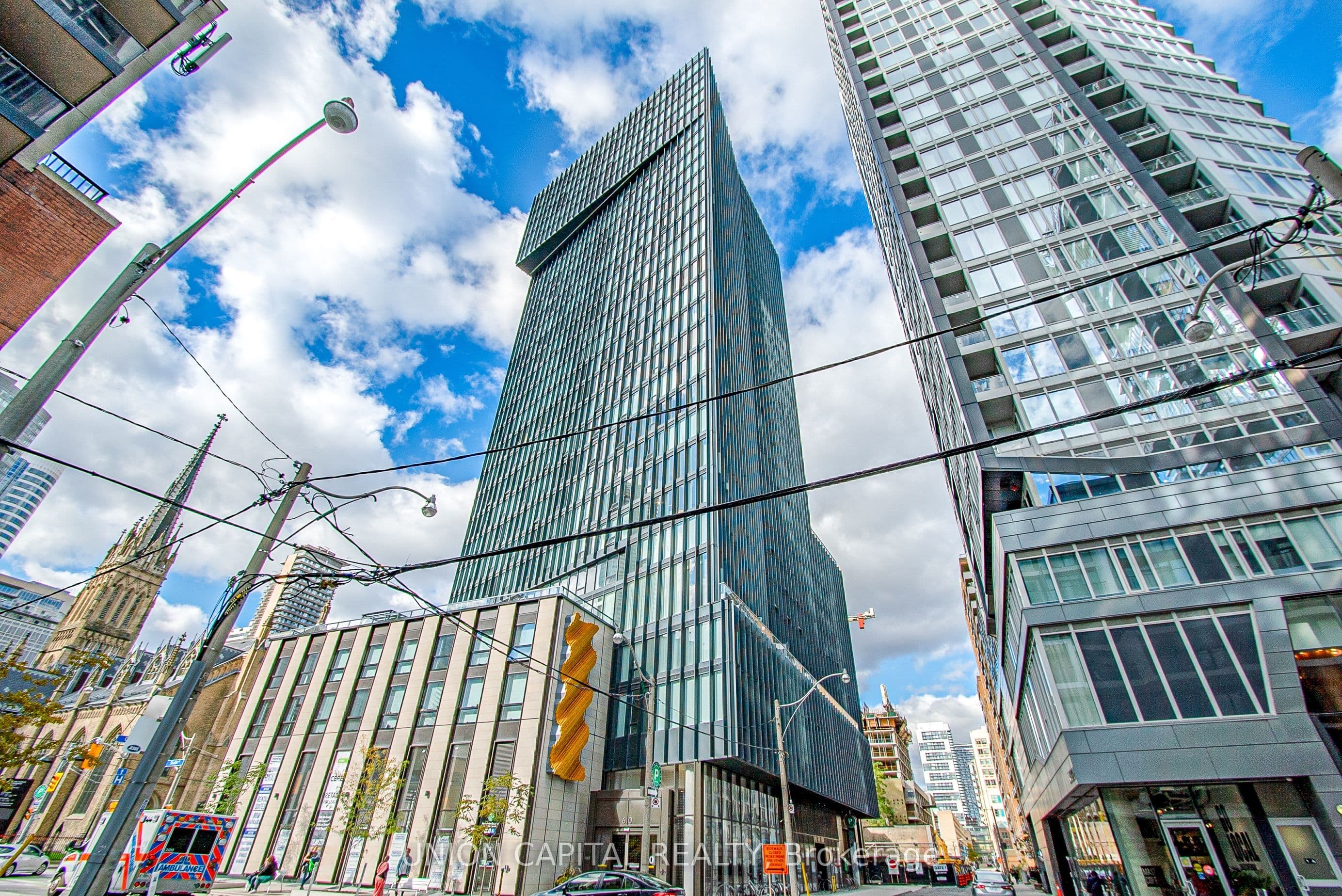 60 Shuter Street #PH209