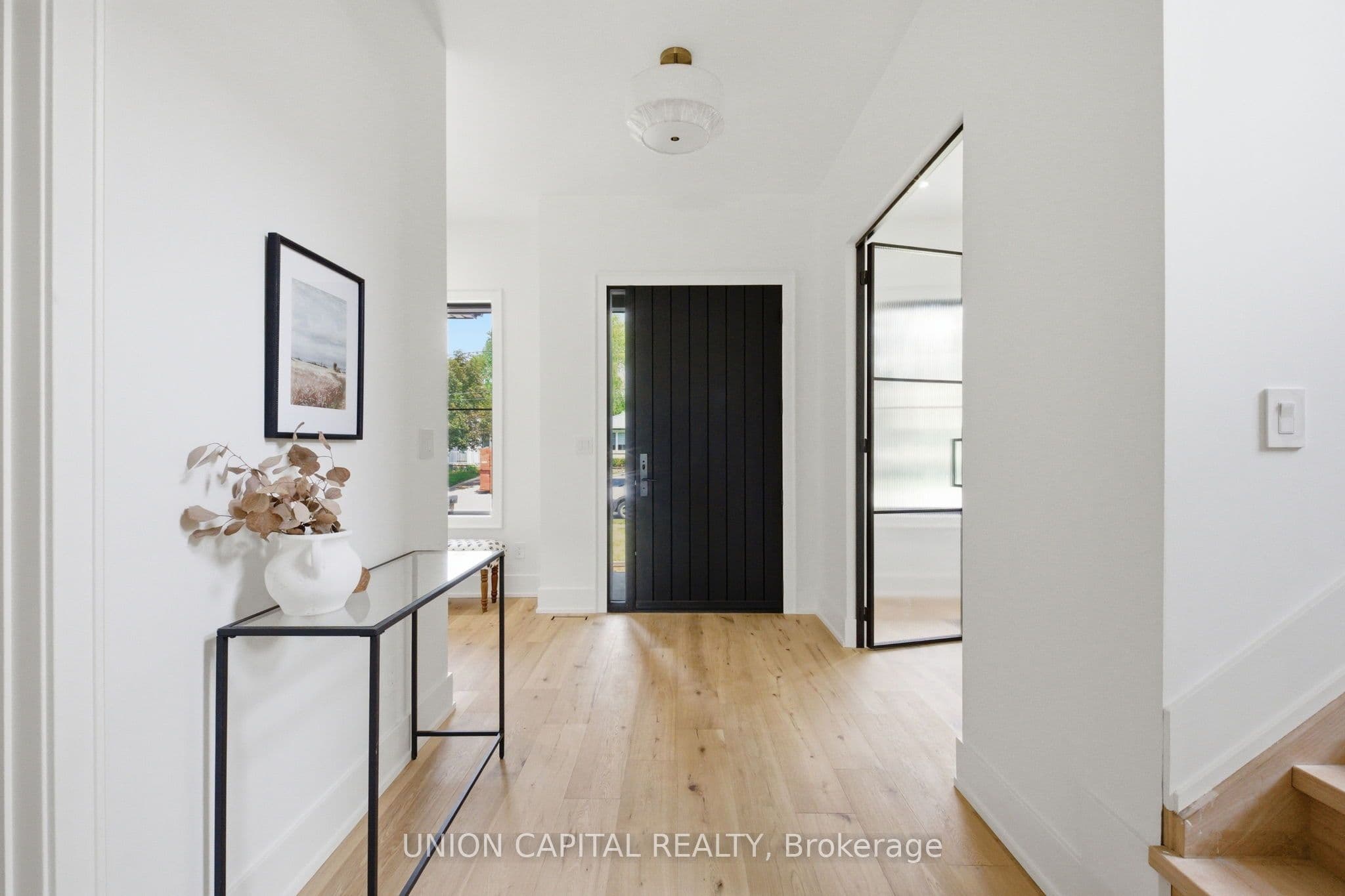 106 Hawthorn Avenue 4