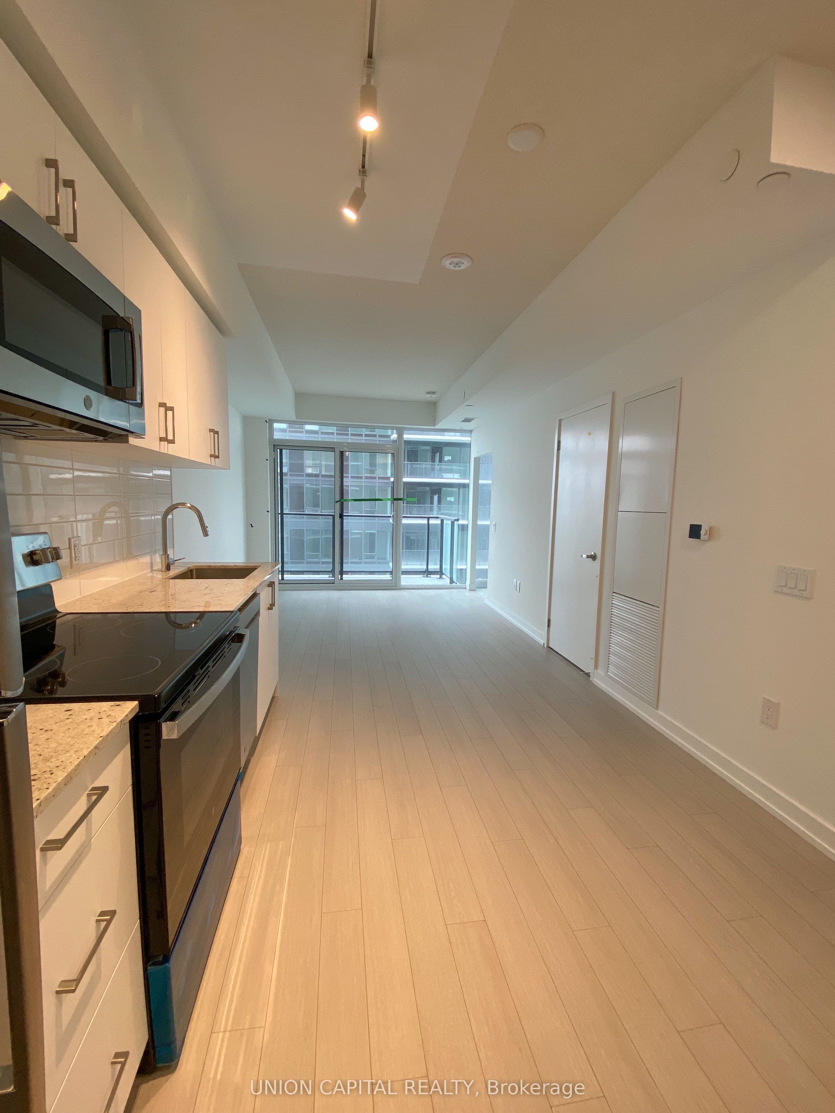 4010 Eglinton Avenue W #1916 5