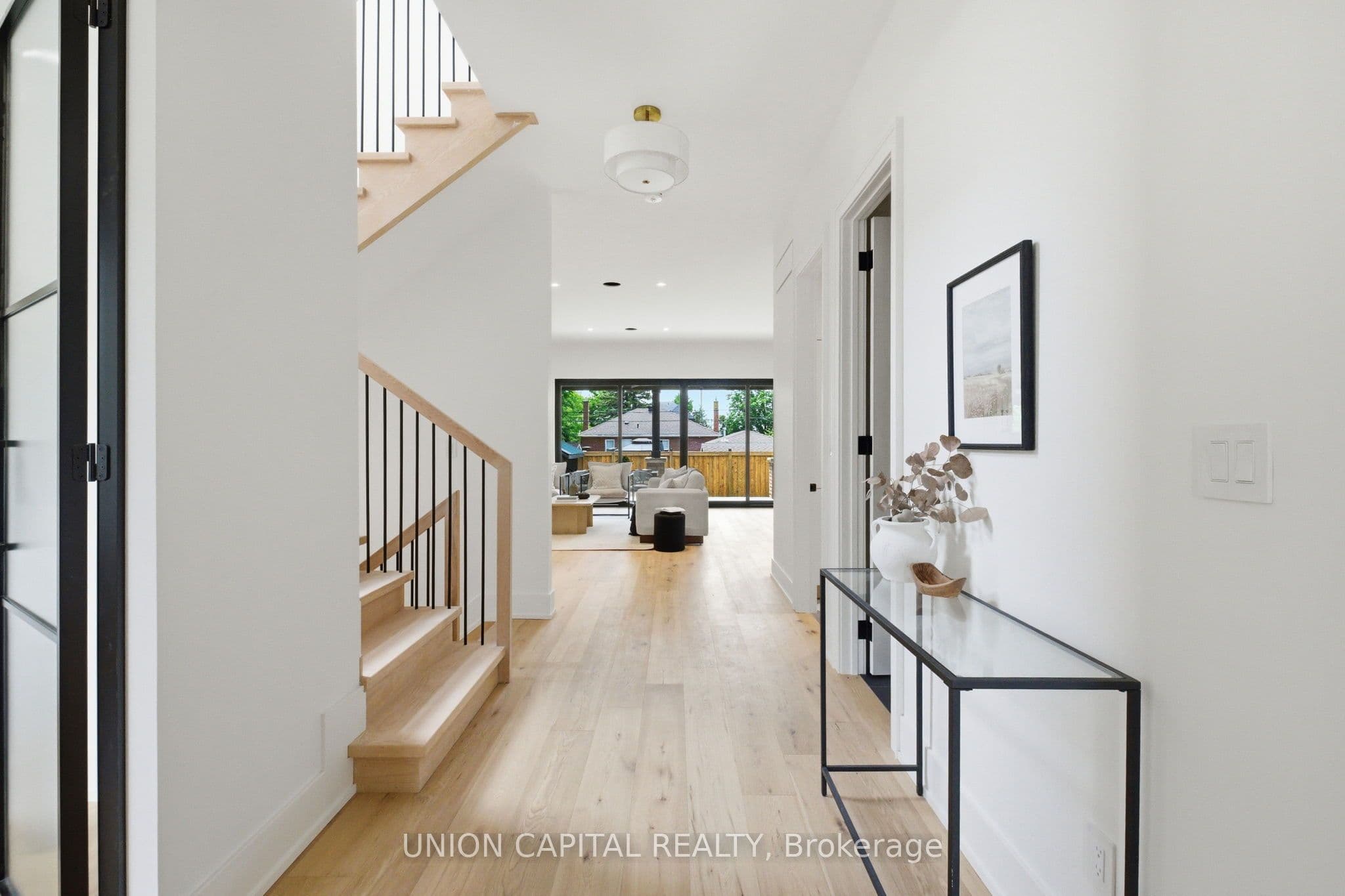 106 Hawthorn Avenue 5