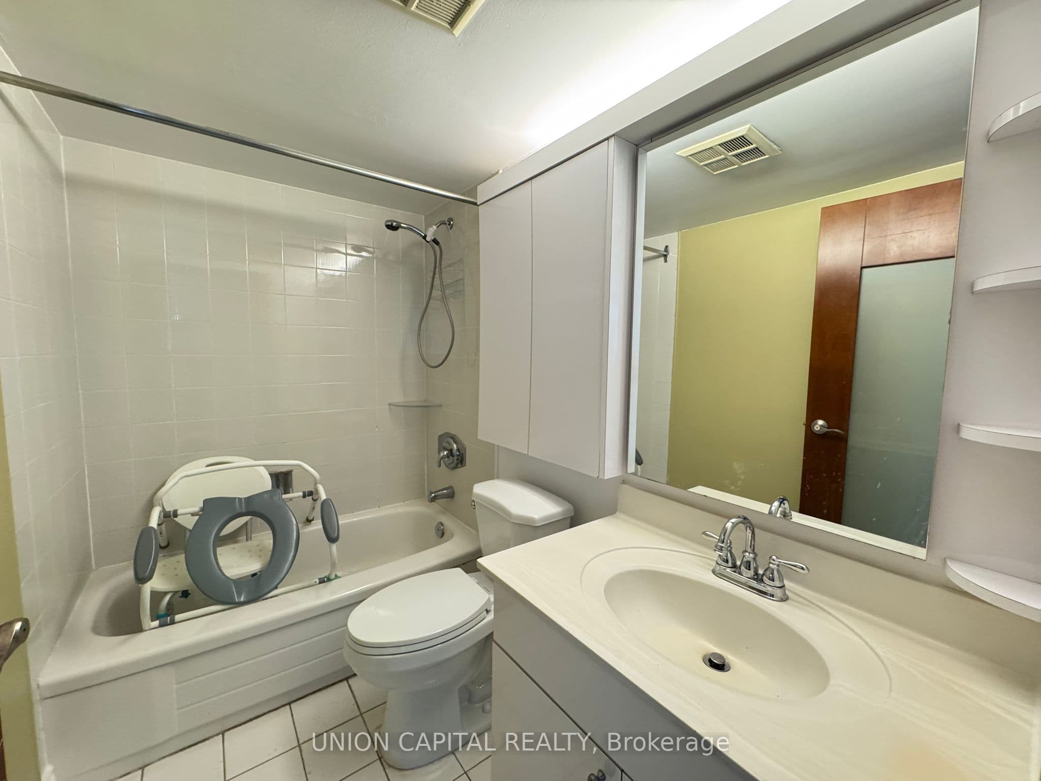 300 Alton Towers Circle #1204 5