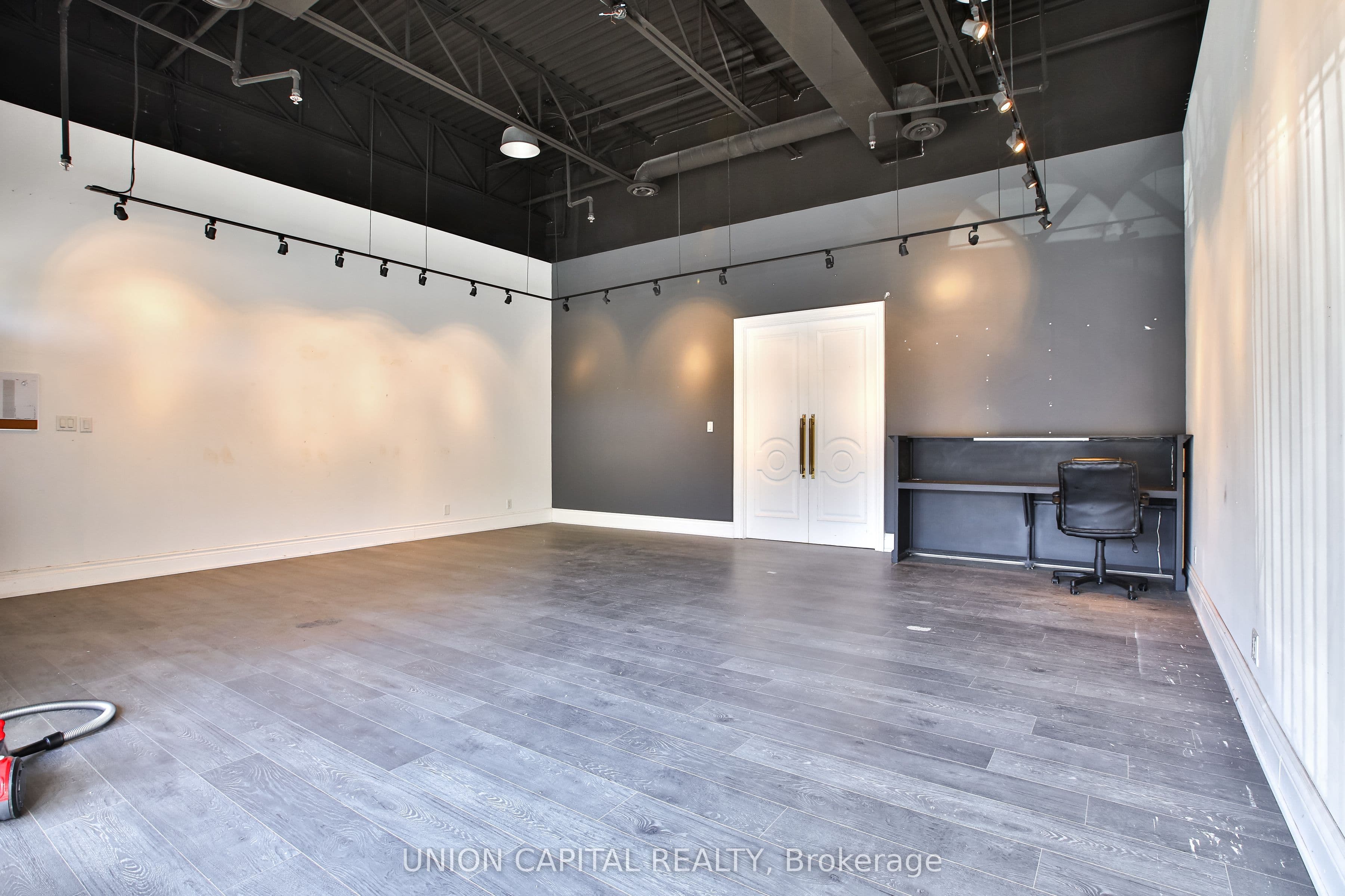 20 Wertheim Court #34 2
