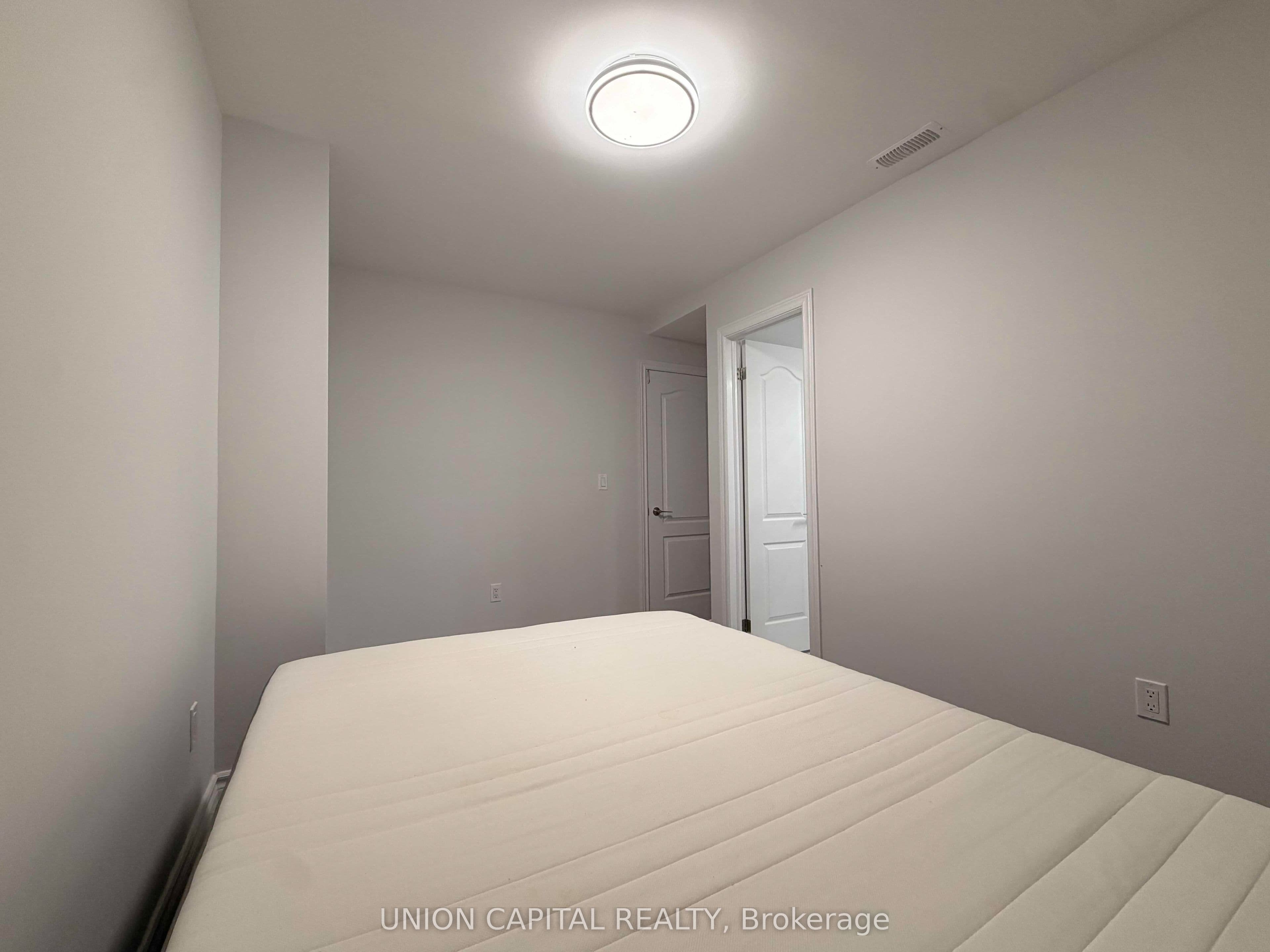 1 Waterleaf Road 4
