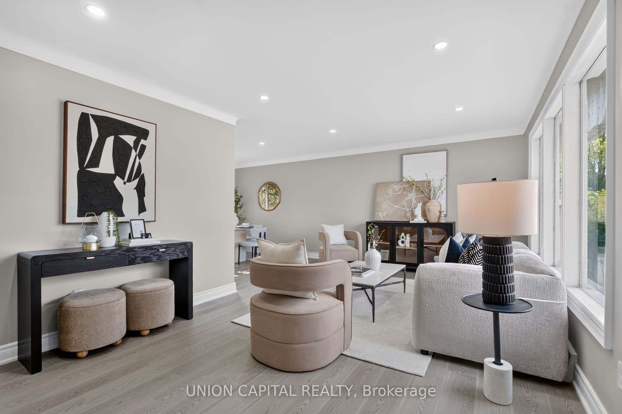 30 Collier Road N 2